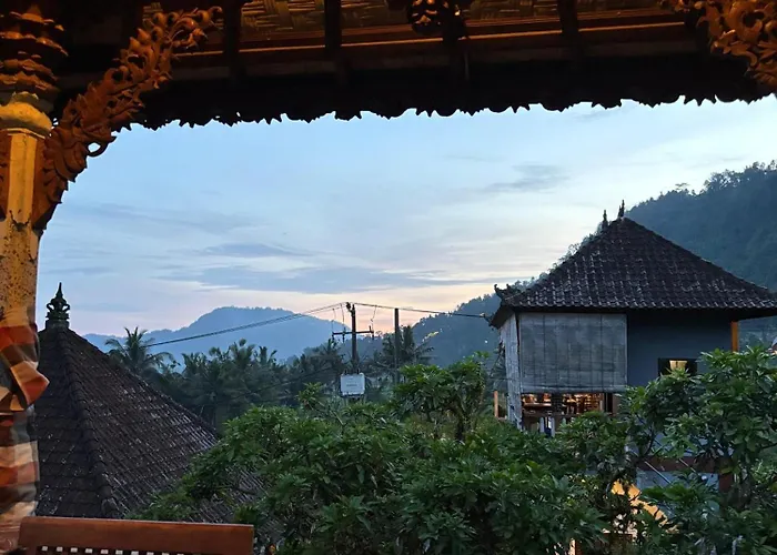 Khailash Warung And ベッド・アンド・ブレックファスト *